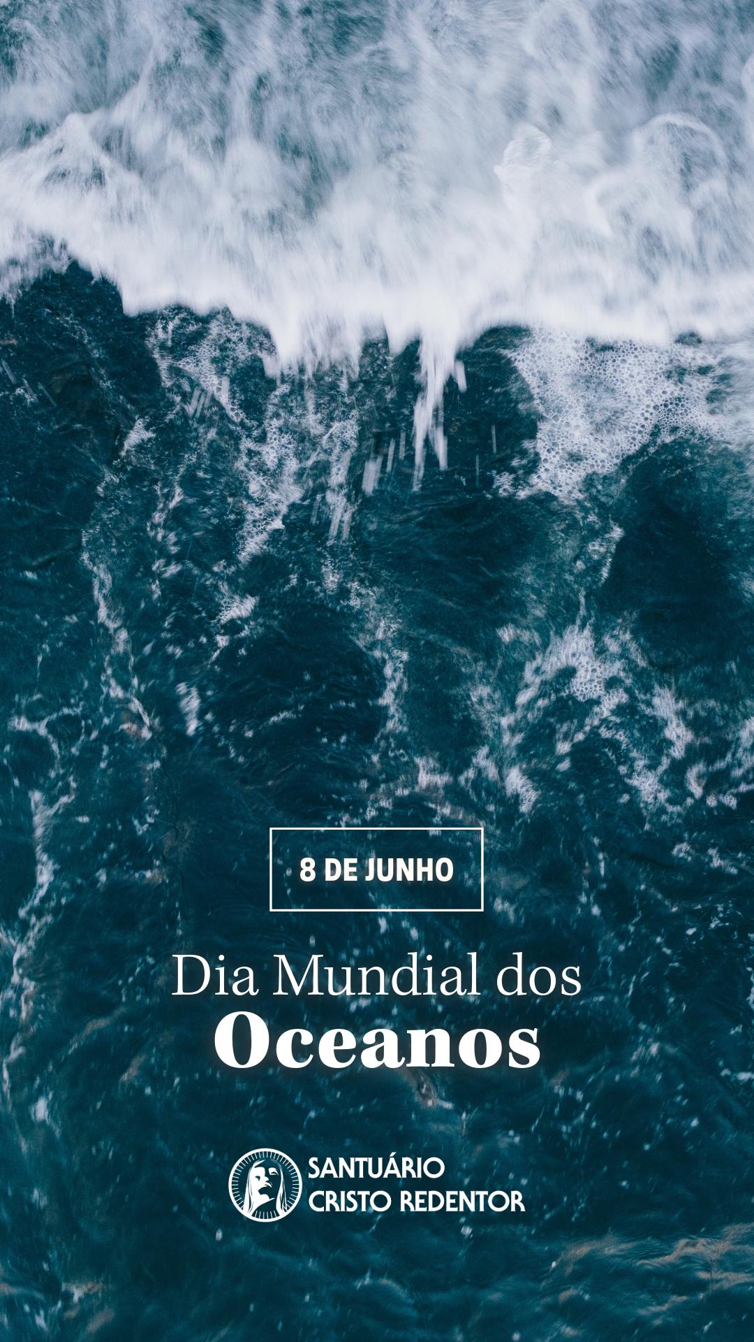Cristo Redentor iluminado em azul para celebrar o Dia Mundial dos Oceanos