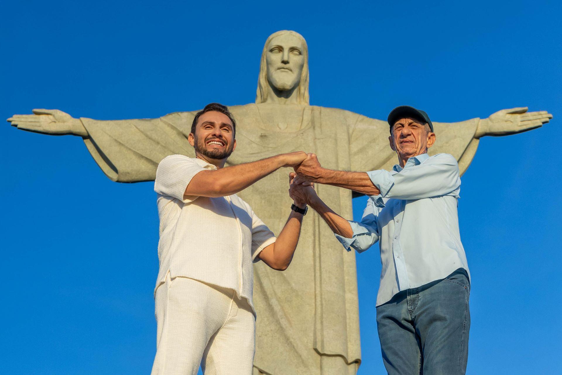 No Santuário Cristo Redentor, Mano Walter realiza sonho de gravar com Fagner