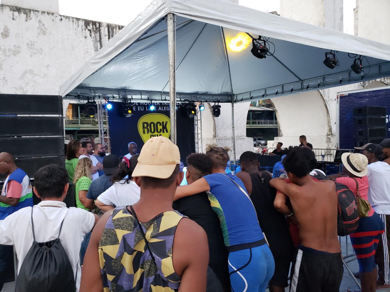 Santuário Cristo Redentor leva amor à população em situação de rua
