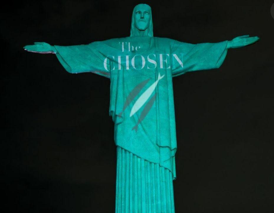 “The Chosen – Os Escolhidos” é homenageado com projeção no Santuário Cristo Redentor